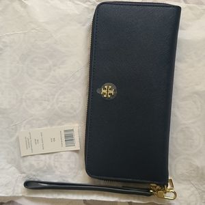 TORY BURCH CLUTCH WALLET - NAVY BLUE